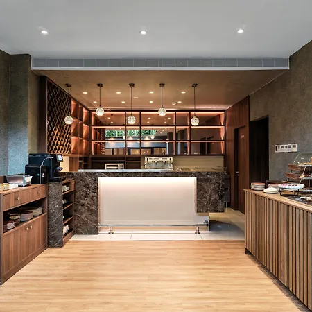 Leonardo Boutique Hotel Larnaca-2