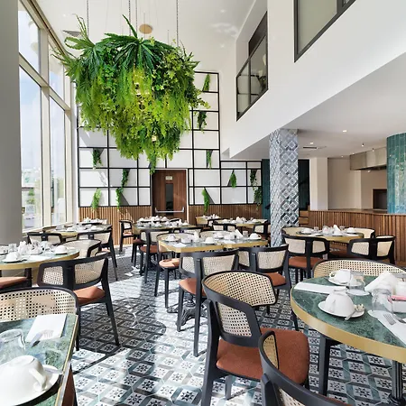 Leonardo Boutique Hotel Larnaca-3